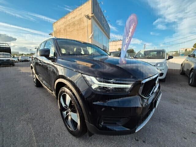 Volvo XC40 D3 Geartronic Momentum (TETTUCCIO APRIBILE) - 12/2018