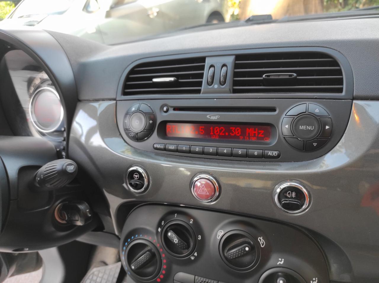 Fiat 500 2014 1.2 Lounge tetto lega usb