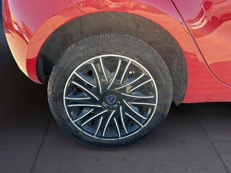 Lancia Ypsilon III 2015 1.0 hybrid Gold s&s 70cv