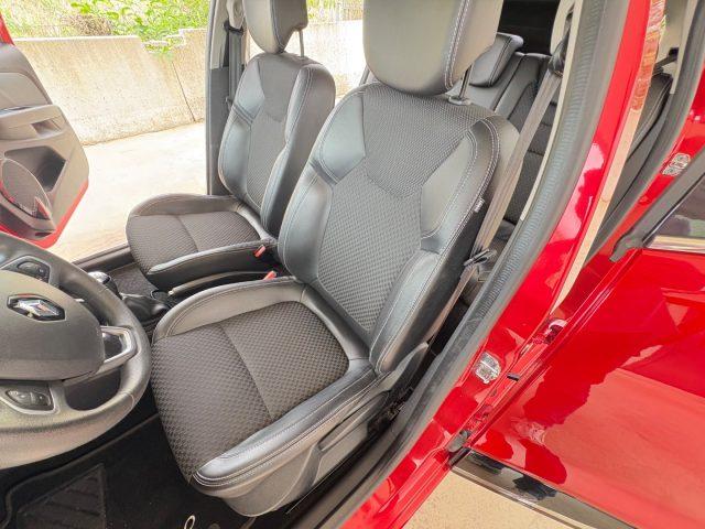 RENAULT Clio 90CV 5 porte NEOPATENTATI NESSUN OBBLIGO DI FINANZ