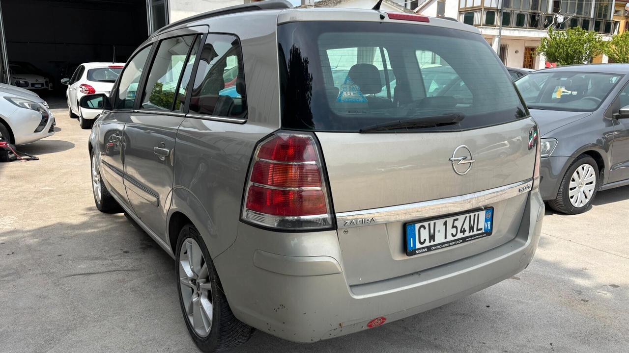 Opel Zafira 1.9 16V CDTI 150CV Cosmo