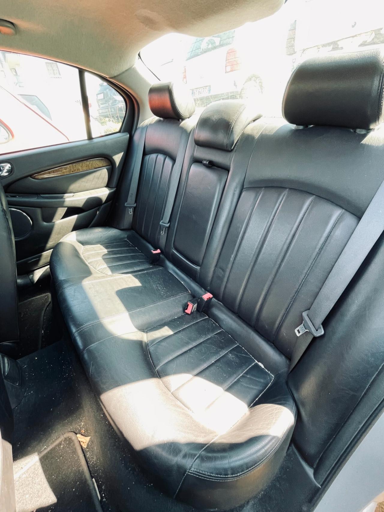 Jaguar X-Type 2.0D cat Executive EU3