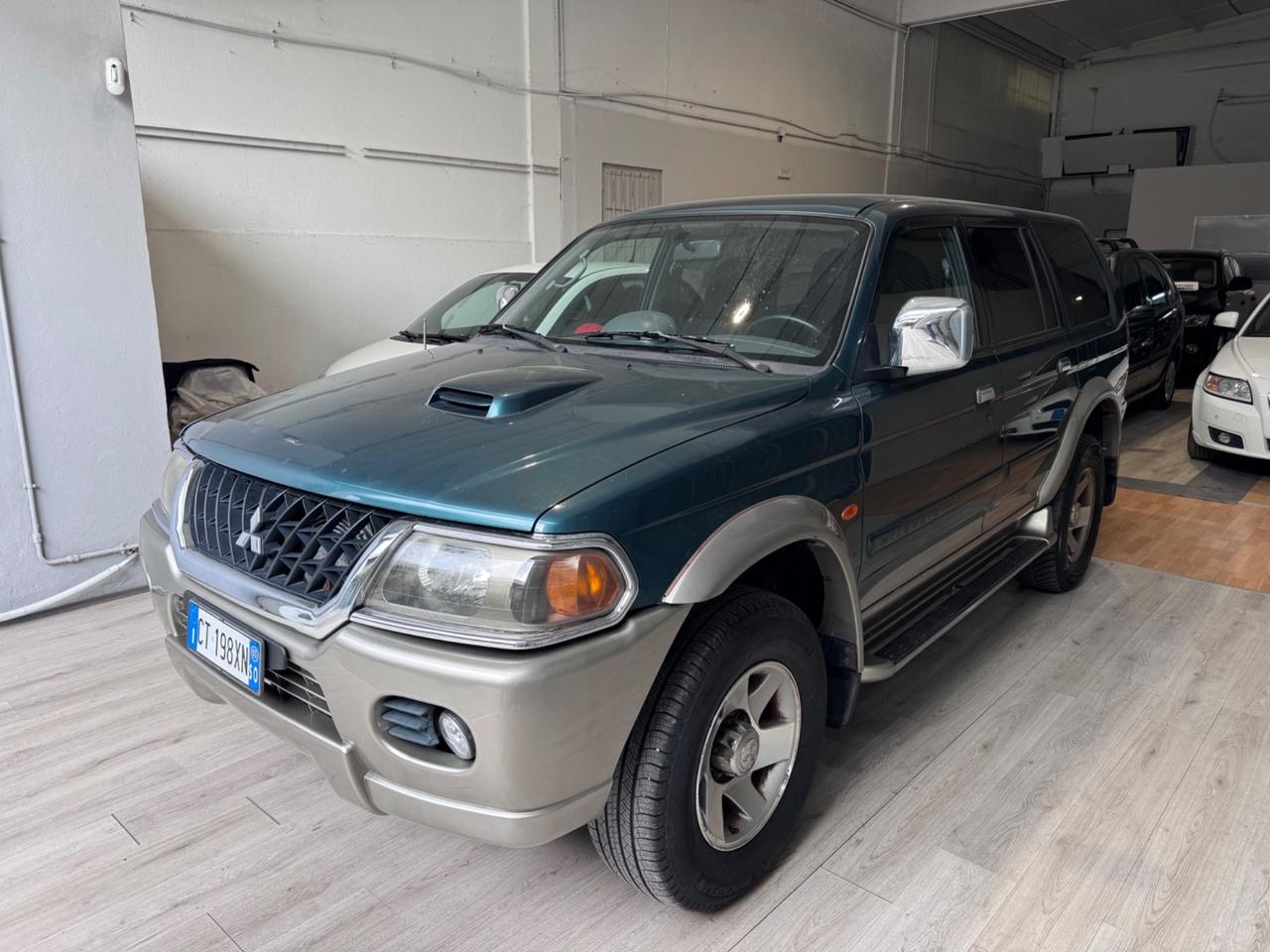 Mitsubishi Pajero Sport GLS 2.5 TDI 4x4