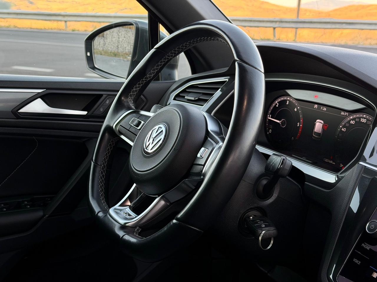 Volkswagen Tiguan 2.0 TDI 150cv DSG 4MOTION R-Line