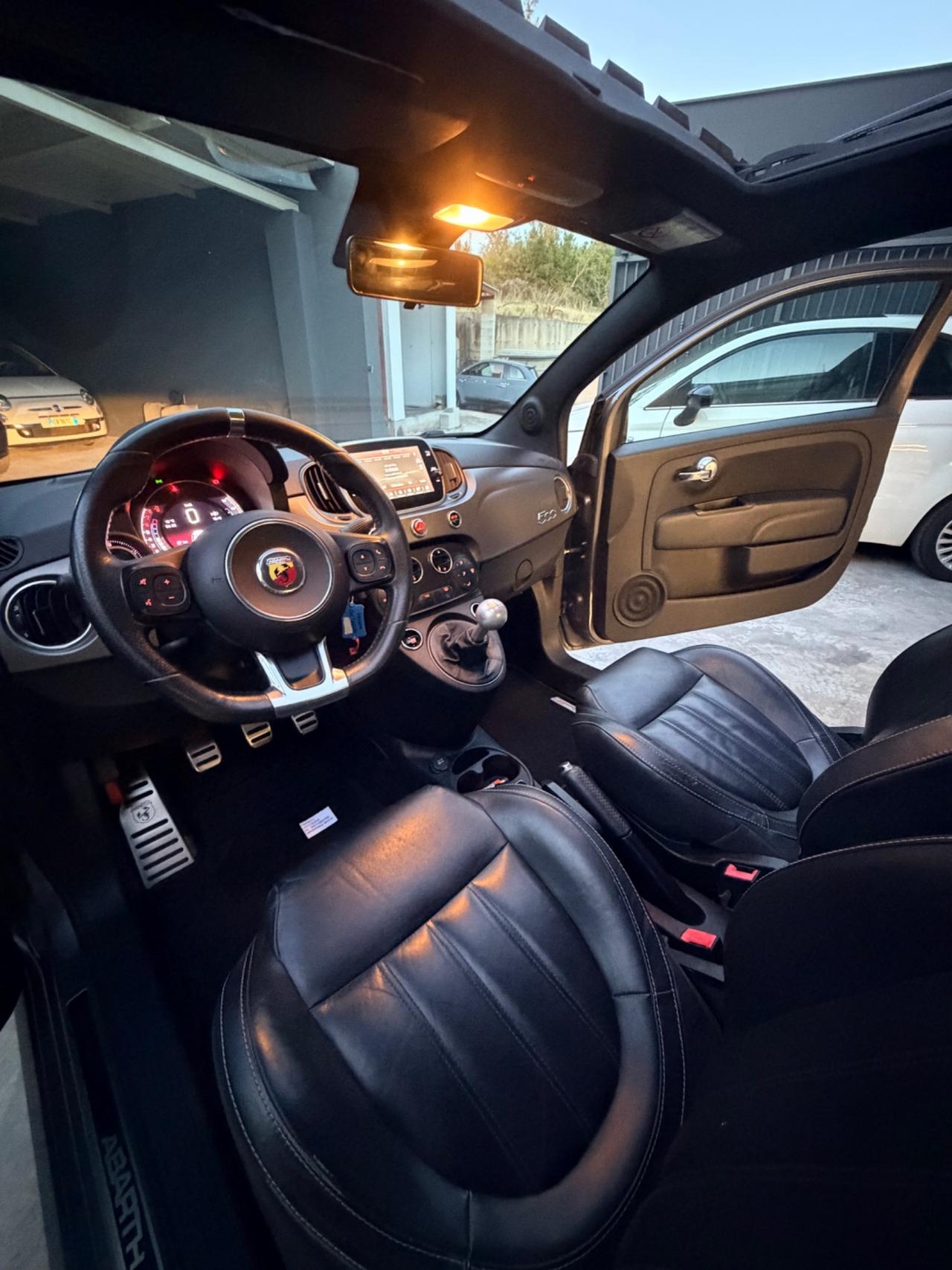 Abarth 595 C 1.4 Turbo T-Jet 165 CV Turismo