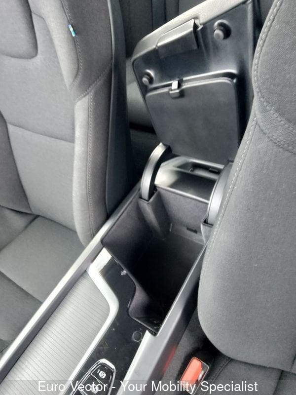 Volvo V60 V60 D3 AWD Geartronic Momentum Business Pro