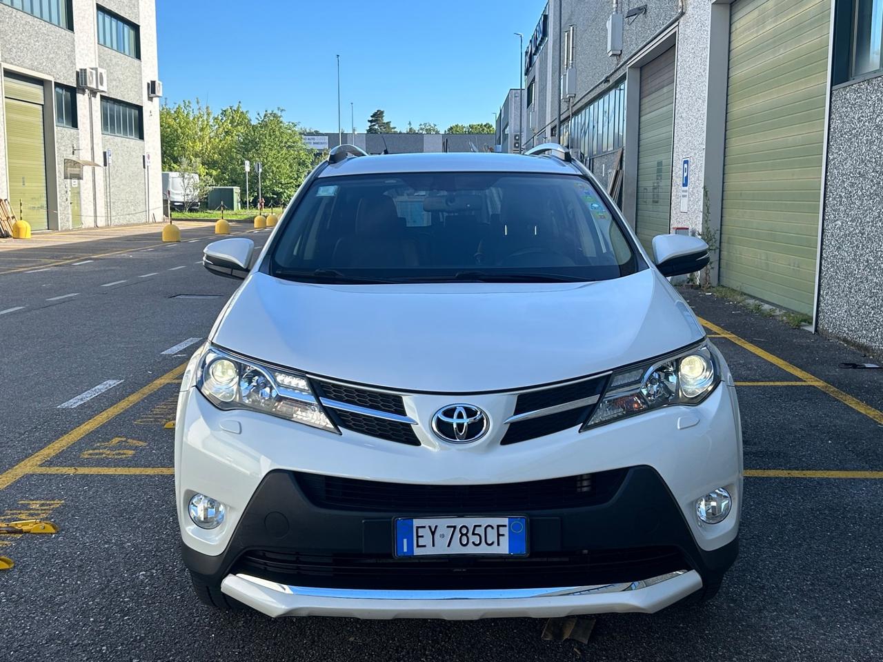 Toyota RAV 4 RAV4 2.2 D-CAT 150 CV 4WD Automatico Navi Pelle Xenon