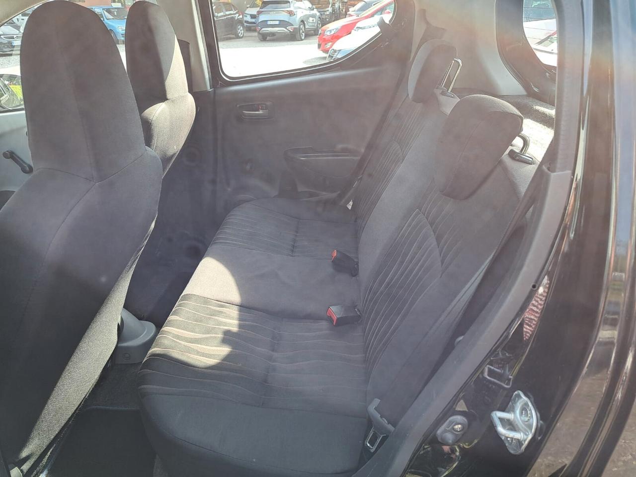 Nissan Pixo 1.0 5 porte Visia