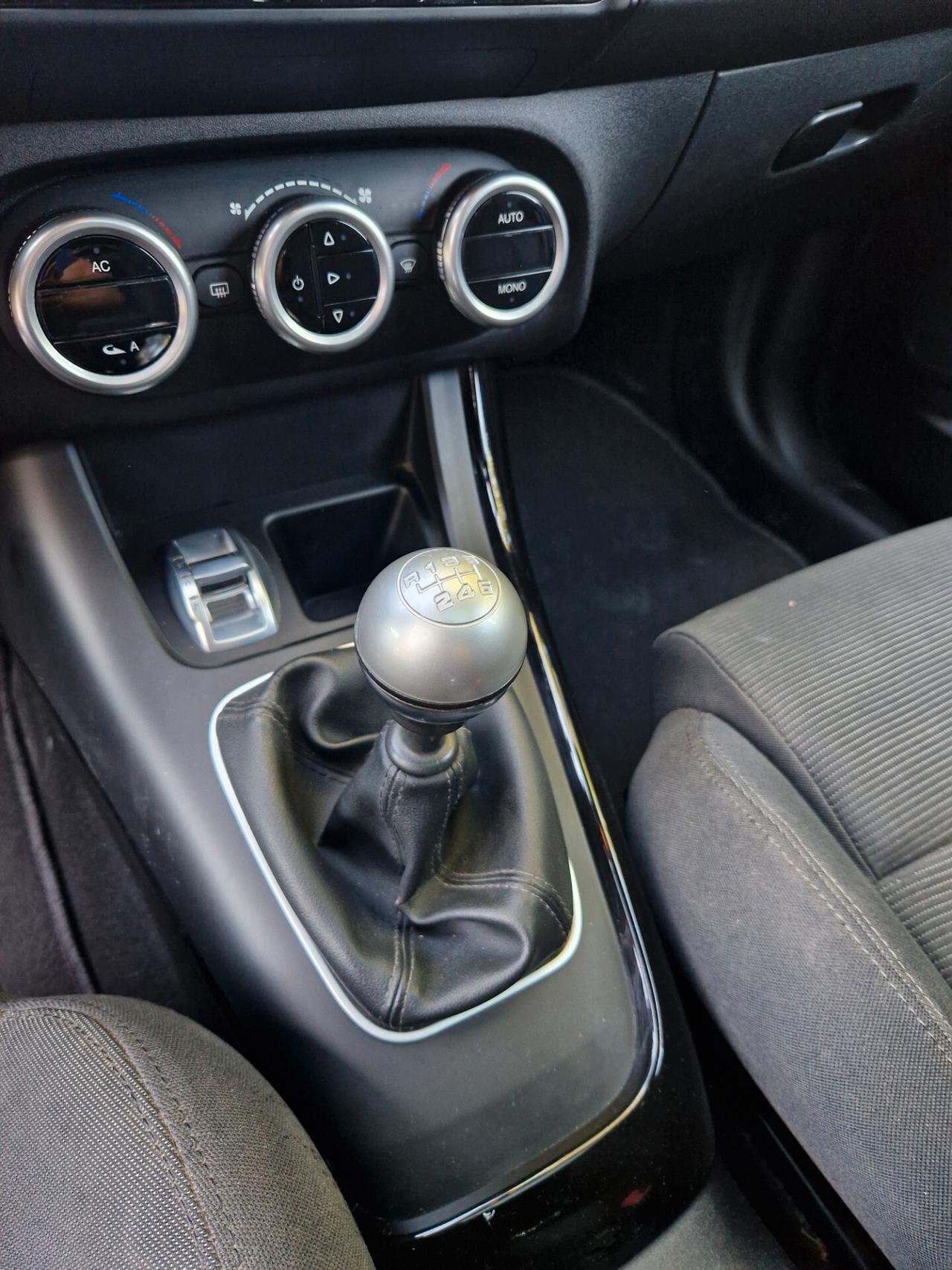 Alfa Giulietta 1.6 JTDM 105CV - Garanzia 12 mesi