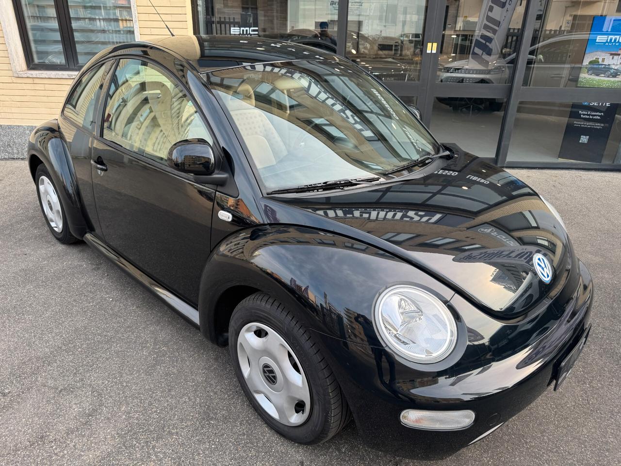 Volkswagen New Beetle 2.0 per neopatentato