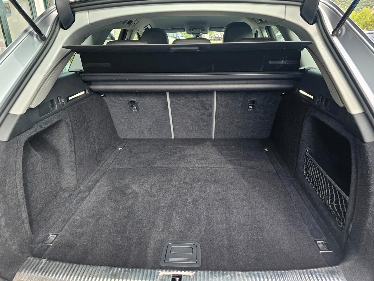 Audi A4 Avant 30 TDI/136 CV S tronic Business Advanced