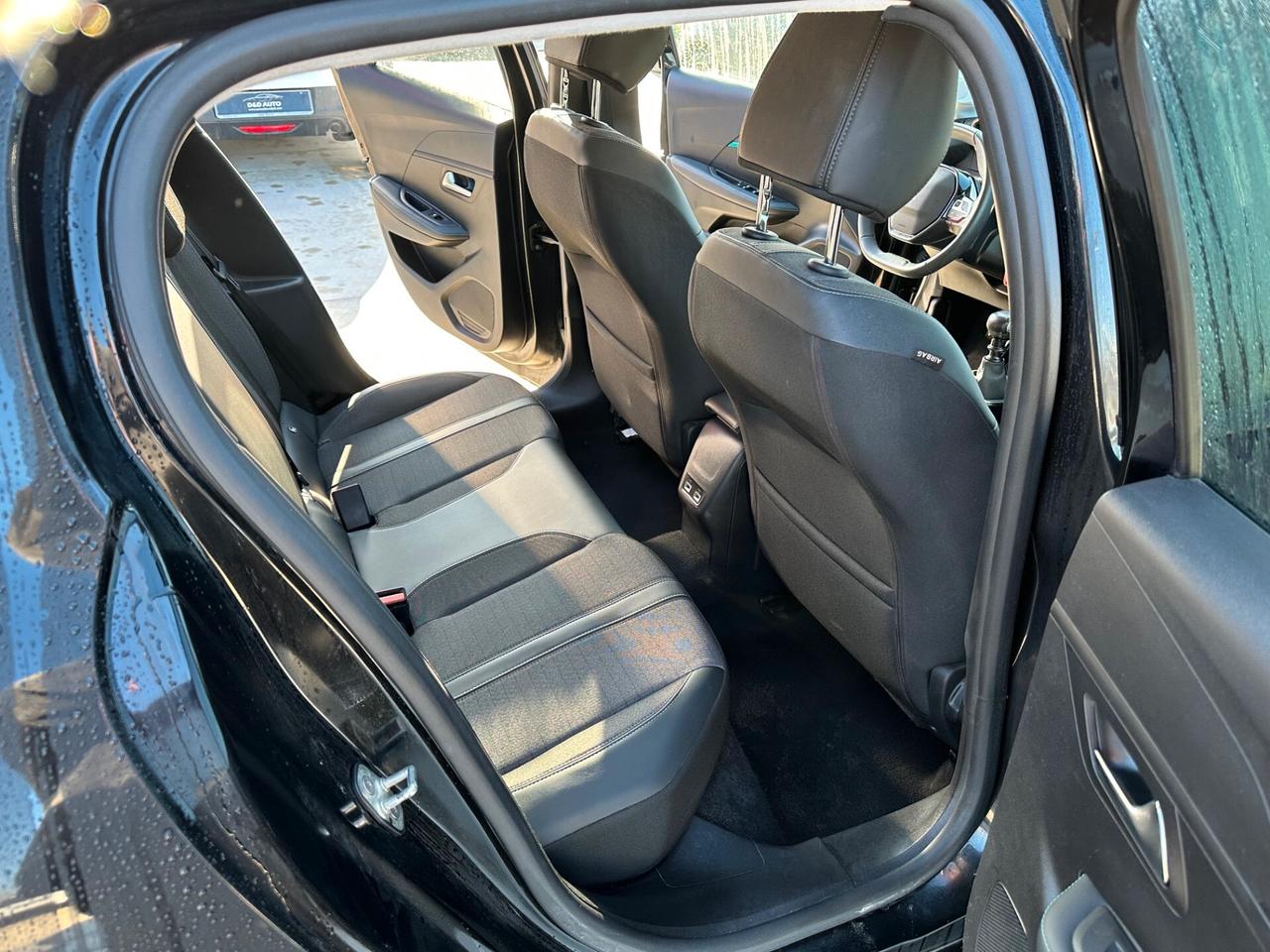 Peugeot 208 PureTech 100 Stop&Start 5 porte Allure