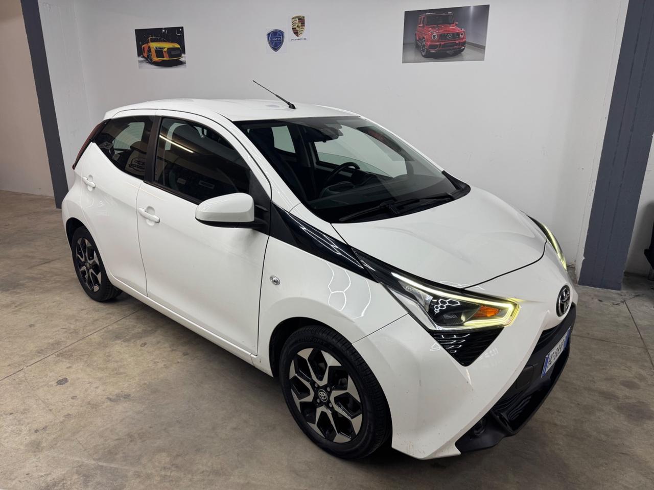 Toyota Aygo Connect 1.0 VVT-i - POCHI KM-2021
