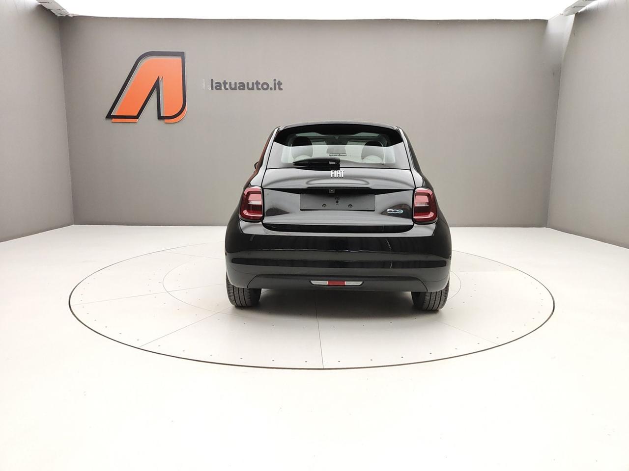 FIAT 500e 3+1 500E 3+1 320KM 118CV LA PRIMA