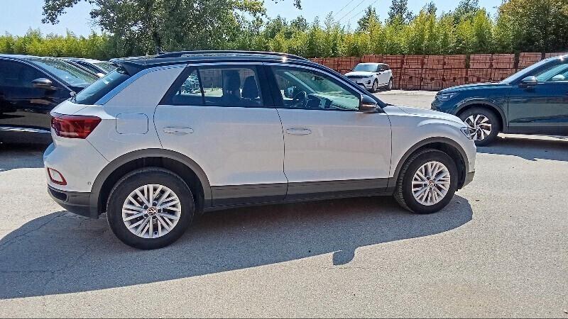 Volkswagen T-Roc 2.0 TDi 150cv DSG da VETRINA