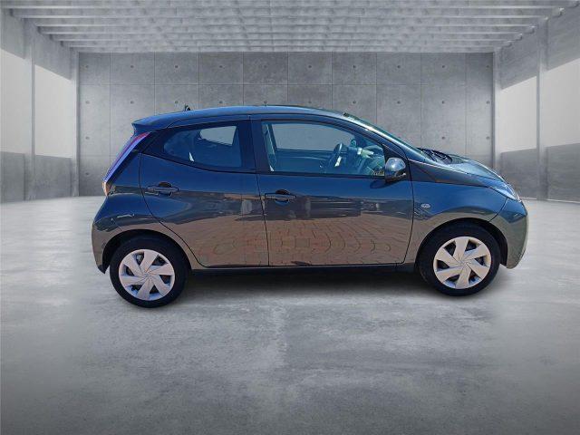 TOYOTA Aygo 2ª serie 1.0 VVT-i 69 CV 5 porte x-business