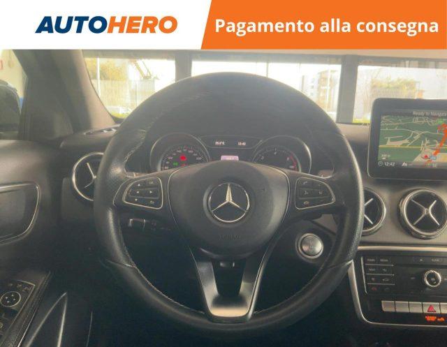 MERCEDES-BENZ GLA 200 d Automatic Sport