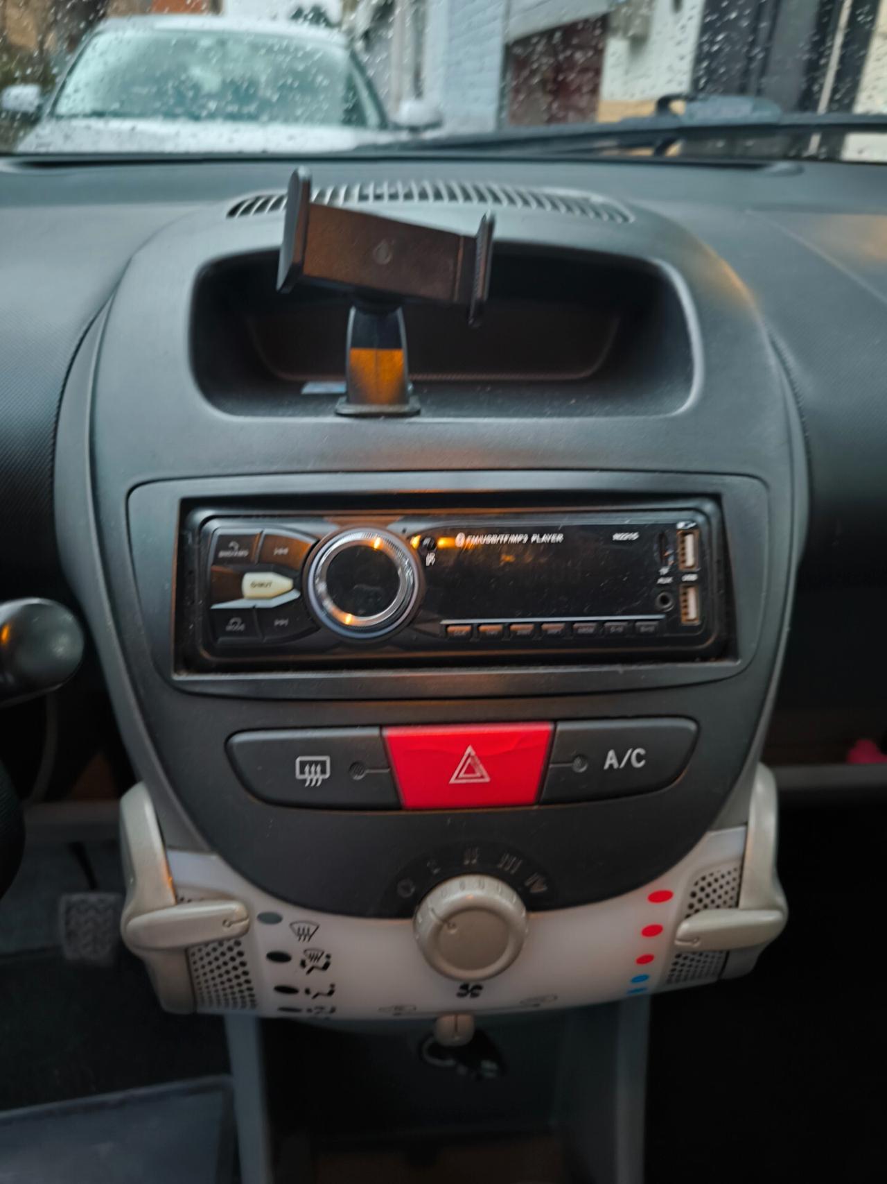 Peugeot 107 1.0 68CV 5p. Sweet Years