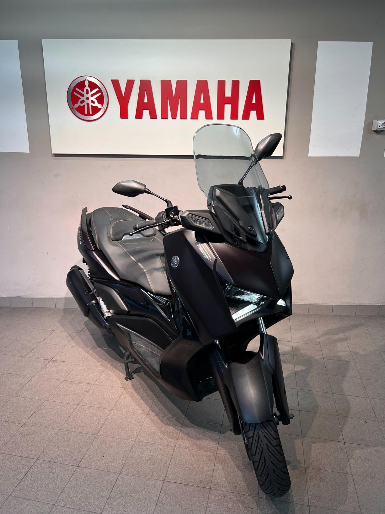 Yamaha X-Max 300 TECH