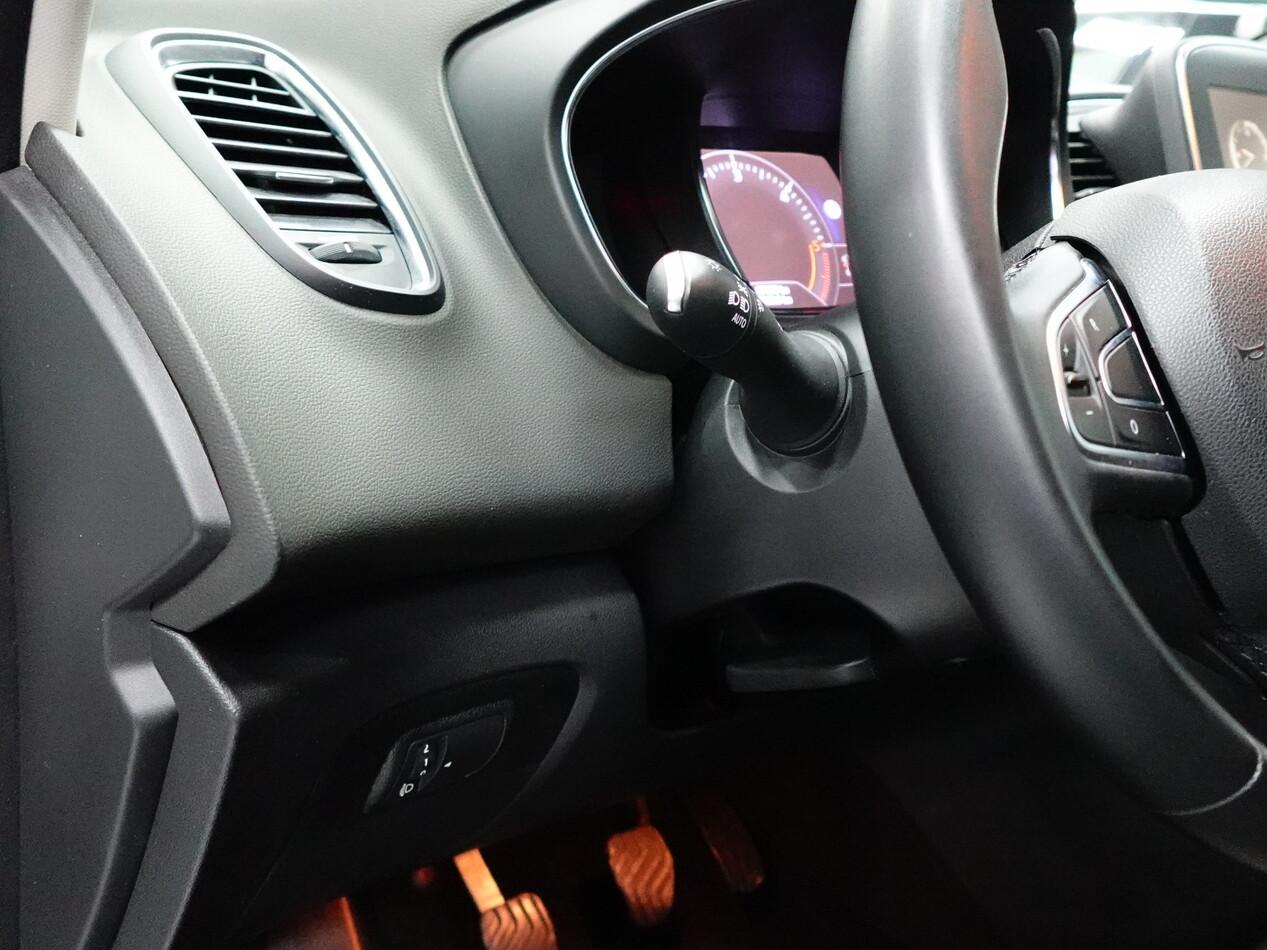 Renault Grand Scenic 1.7 BlueDCI 120 CV SP_ED2 7 POSTI