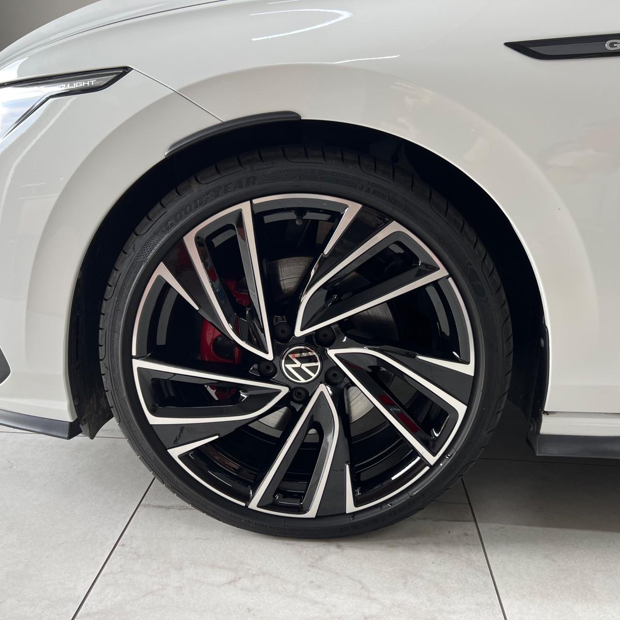 Volkswagen Golf GTD 2.0 TDI DSG 200CV TETTO HARMAN-KARDON