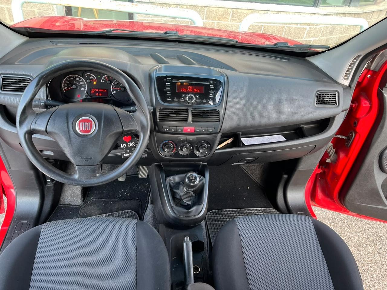 Fiat Doblo 1.6 Diesel 105 cv MJT Autocarro 5 Posti