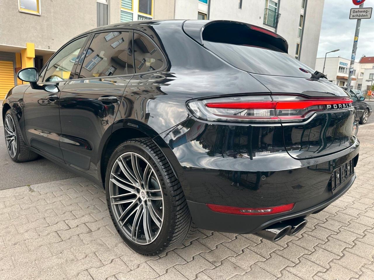 Porsche Macan 2.0 CERCHI TURBO 21/LED/PELLE/PANO