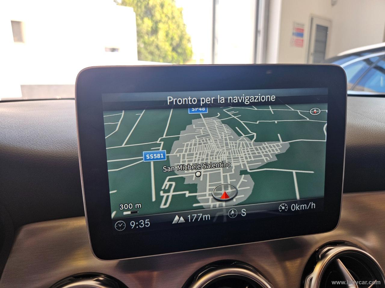 MERCEDES-BENZ GLA 200 d Automatic 4Matic Premium