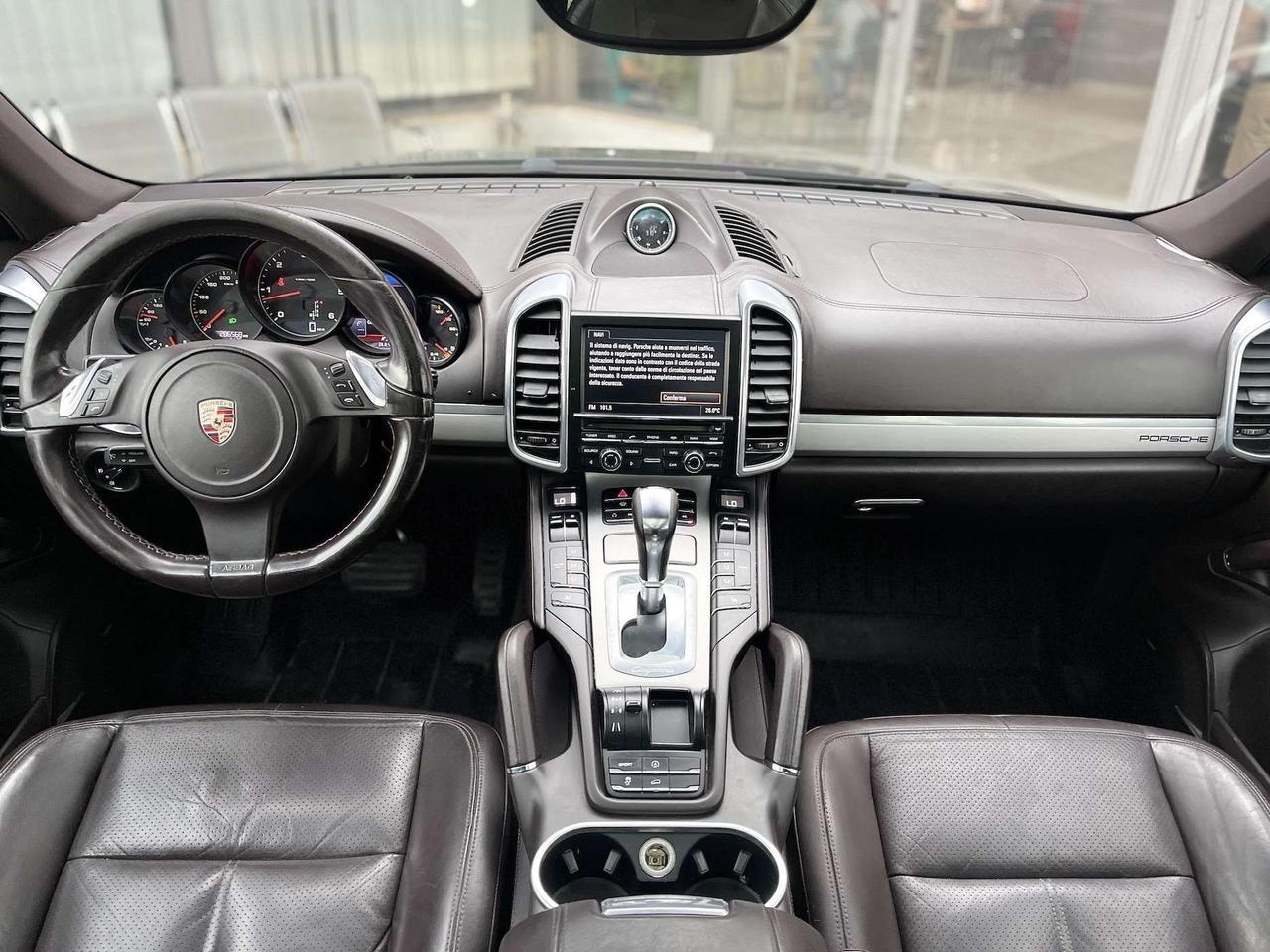 Porsche Cayenne 3.0 Diesel 240CV E5 - 2011