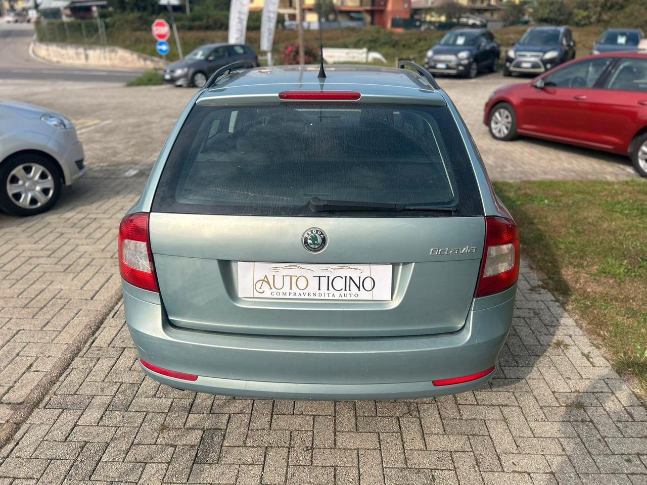Skoda Octavia 1.6 TDI CR F.AP. Wagon Elegance
