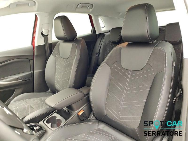 Opel Grandland ULTIMATE HYBRID 136 HP