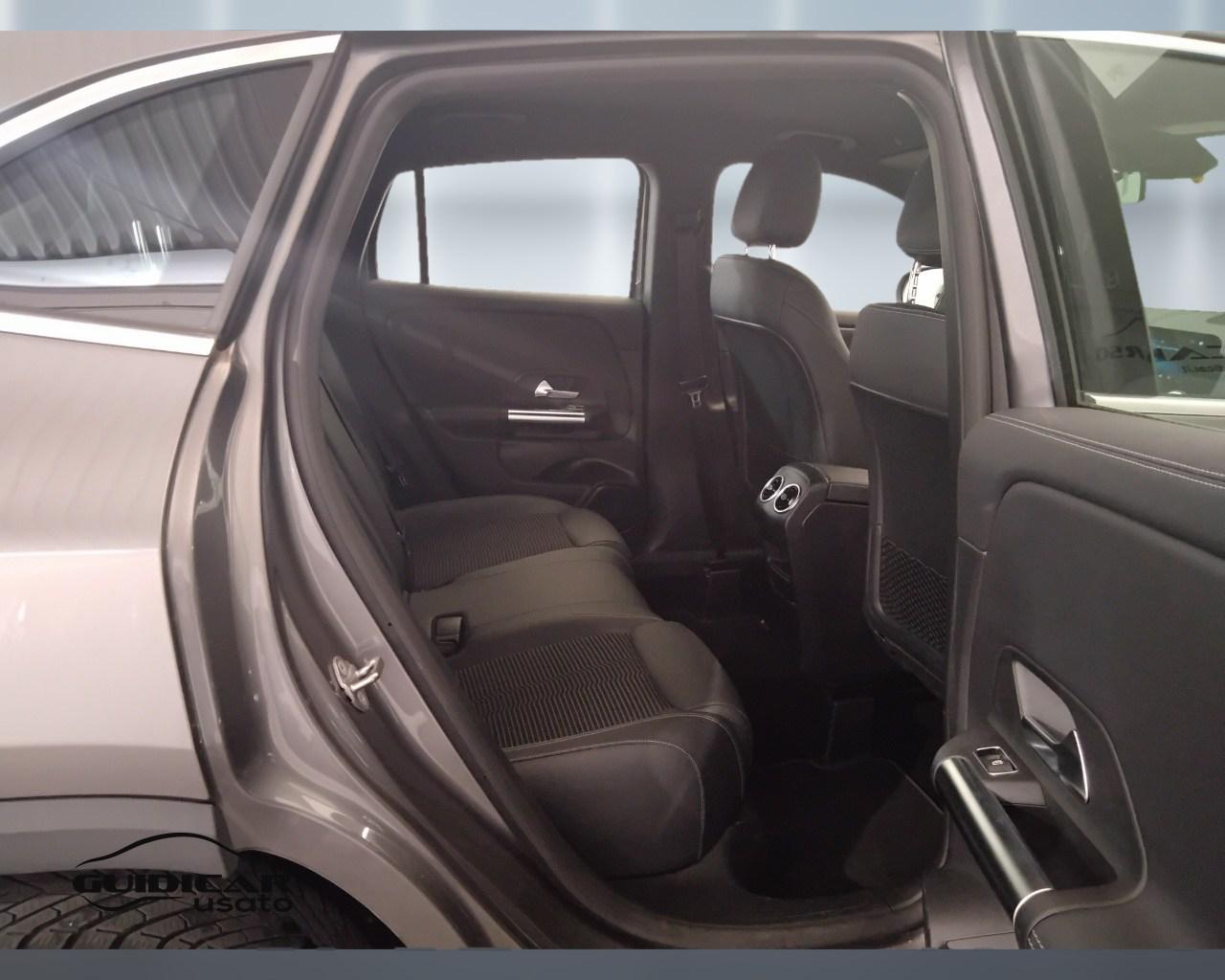 Mercedes-Benz GLA-H247 2020 - GLA 180 d Sport Plus auto