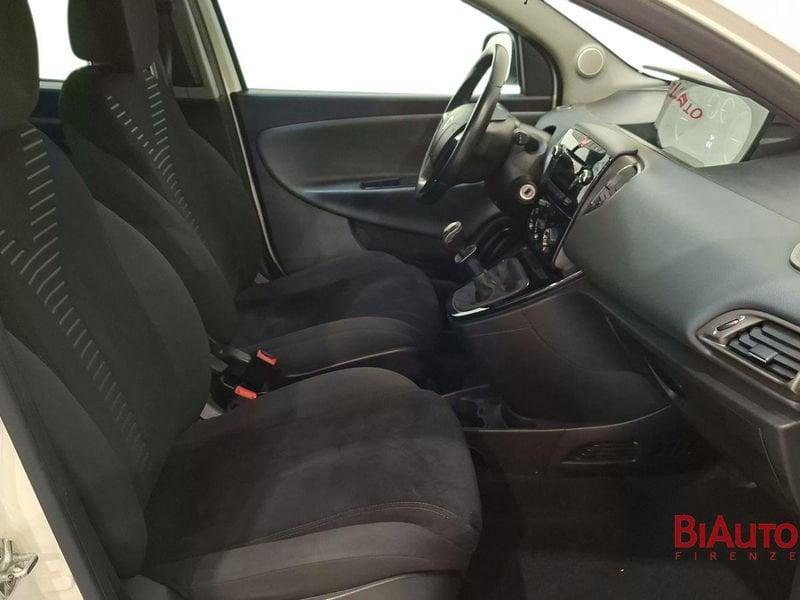Lancia Ypsilon Ypsilon 1.2 8v Gold 69cv