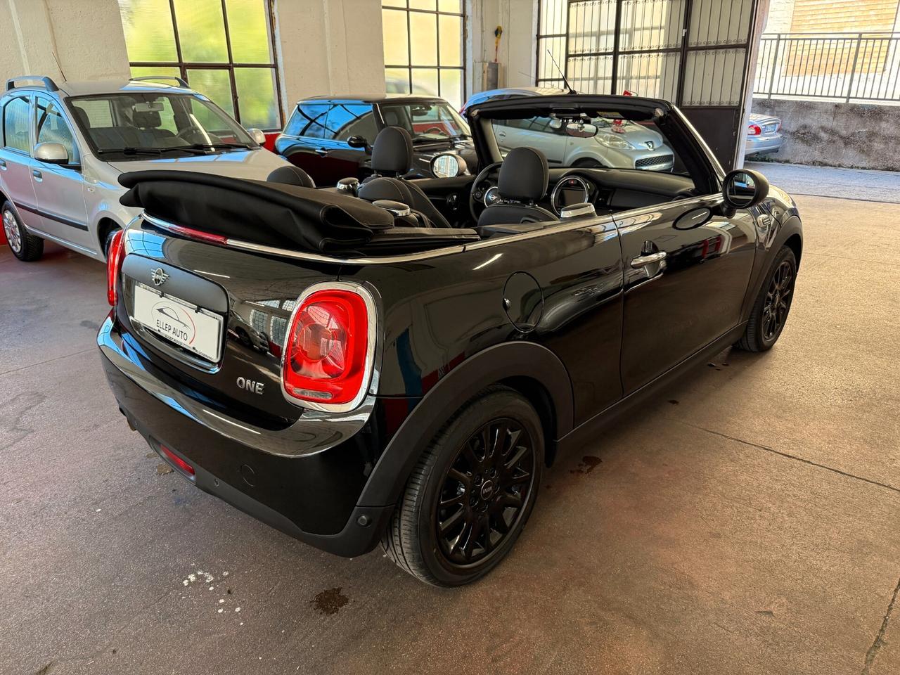 Mini One Cabrio 1.5 - SERVICE MINI