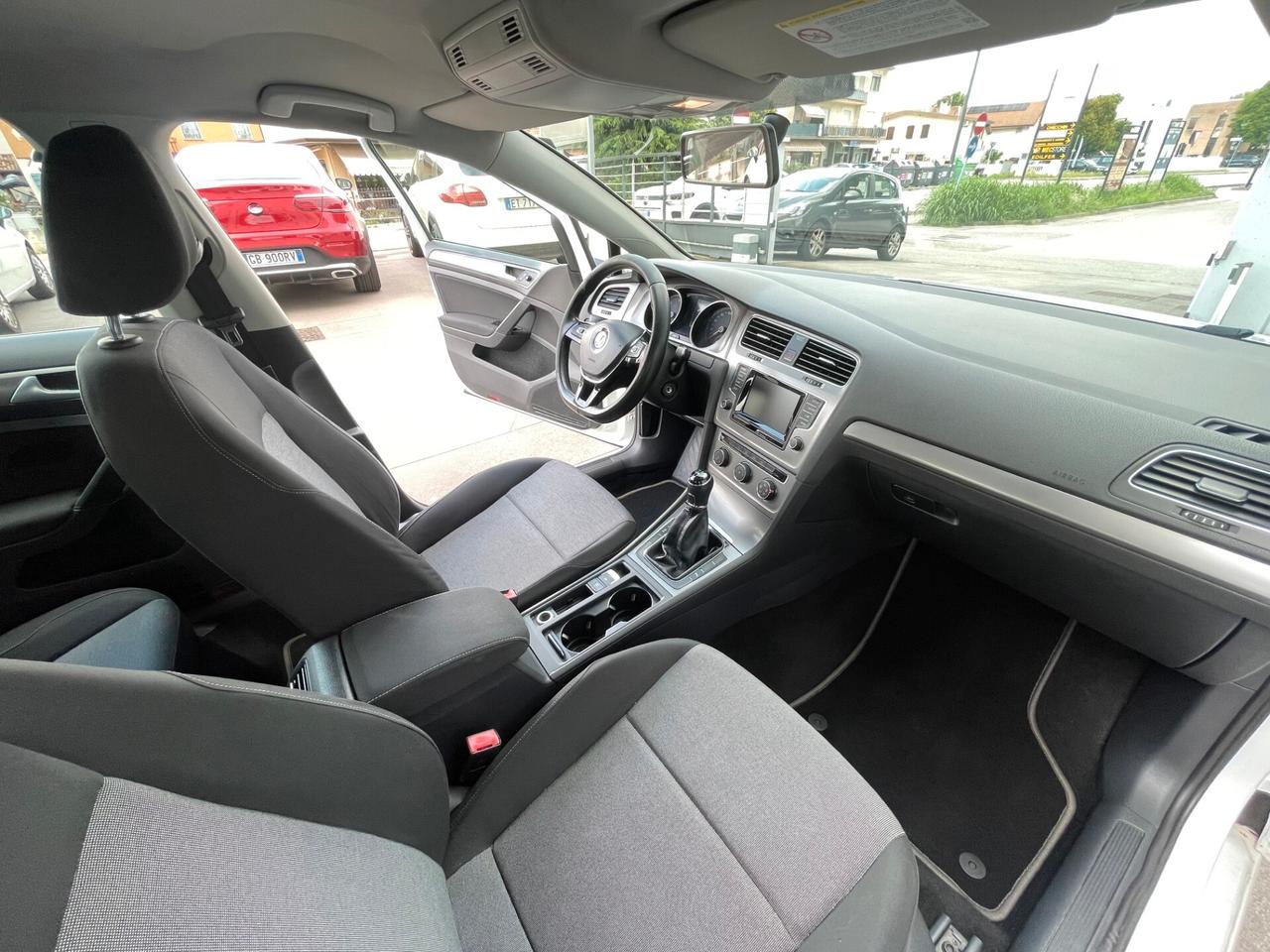 Volkswagen Golf 1.6 TDI 5p. Trendline BlueMotion Technology