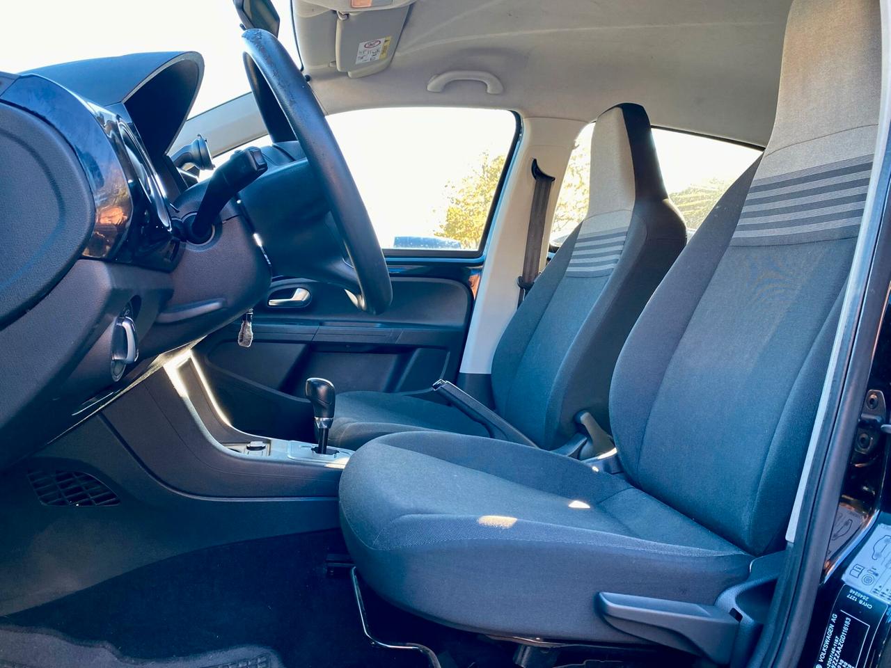 Volkswagen up! 1.0 5p AUTOMATICA- GARANZIA