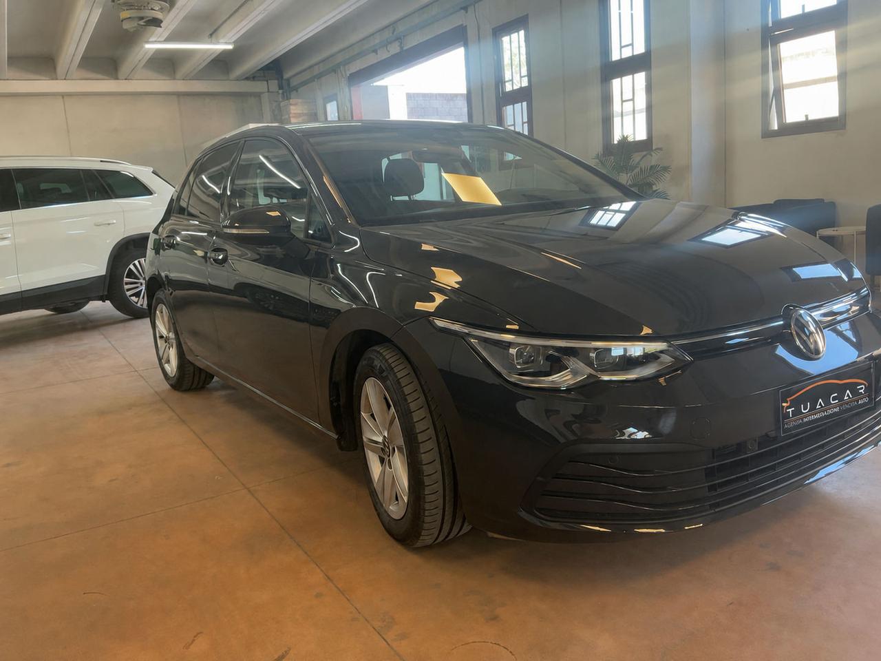 Volkswagen Golf 1.5 TSI Life #11539