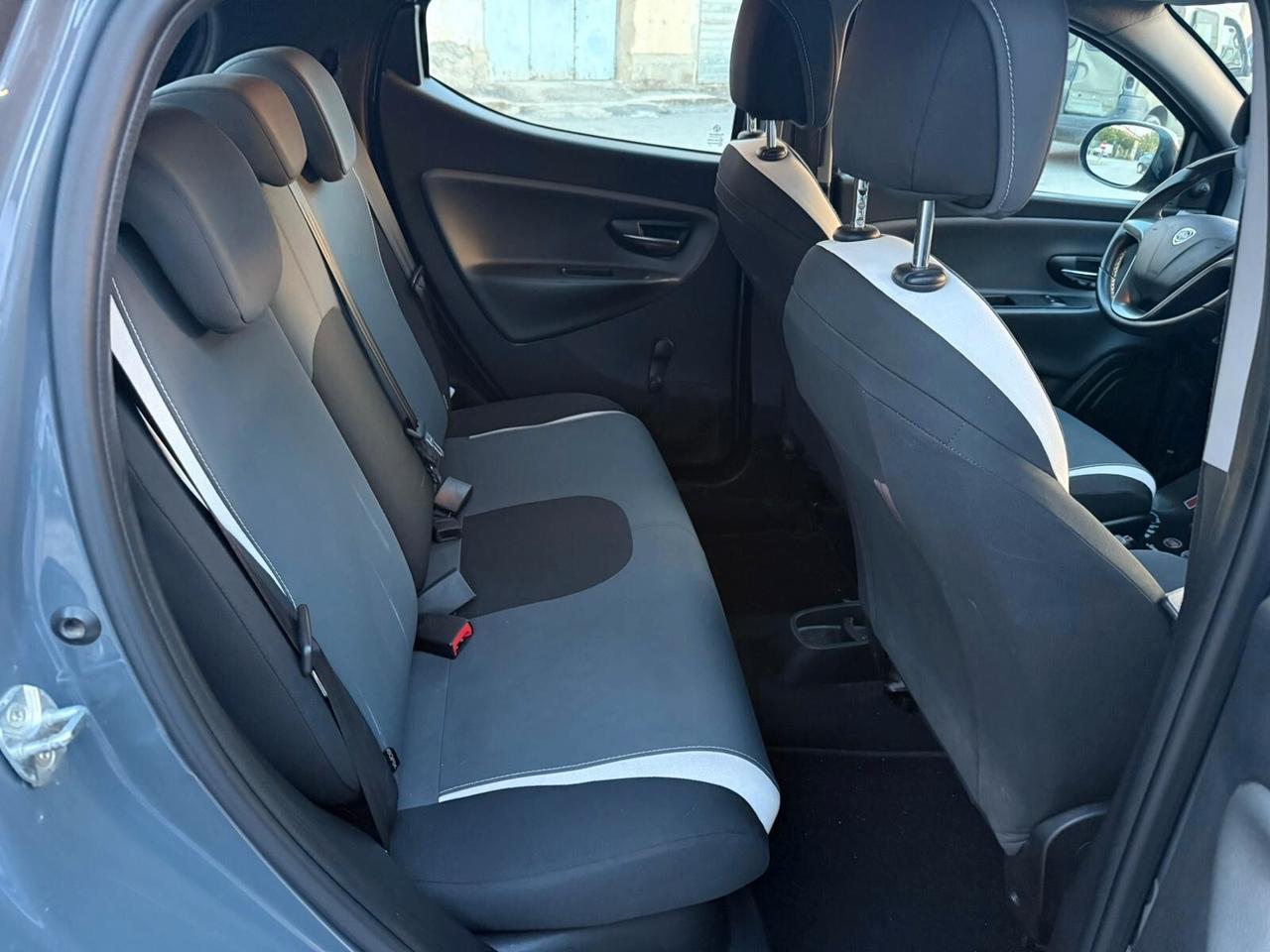 Lancia Ypsilon 1.3 MJT 95 CV Platinum 78000km