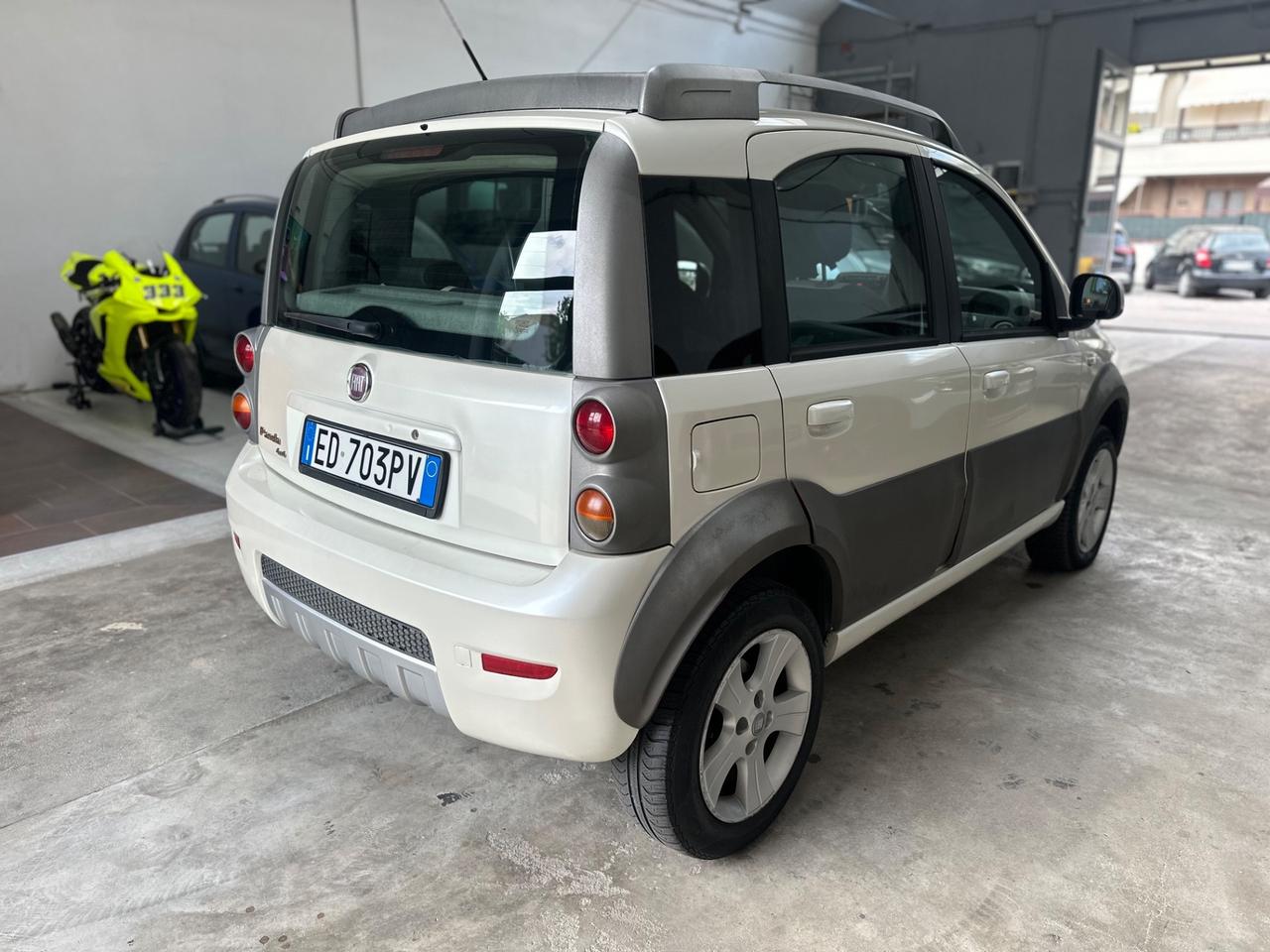 Fiat Panda 1.3 MJT 16V 4x4 Cross