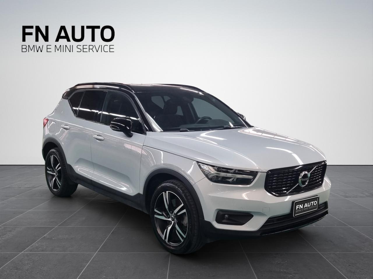 Volvo XC40 T5 Recharge Plug-in Hybrid R-design