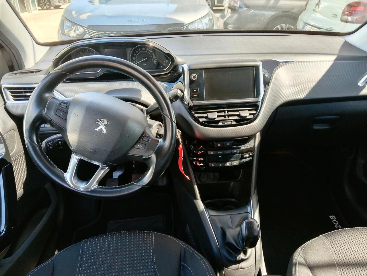 Peugeot 208 BlueHDi 75 5 porte Allure