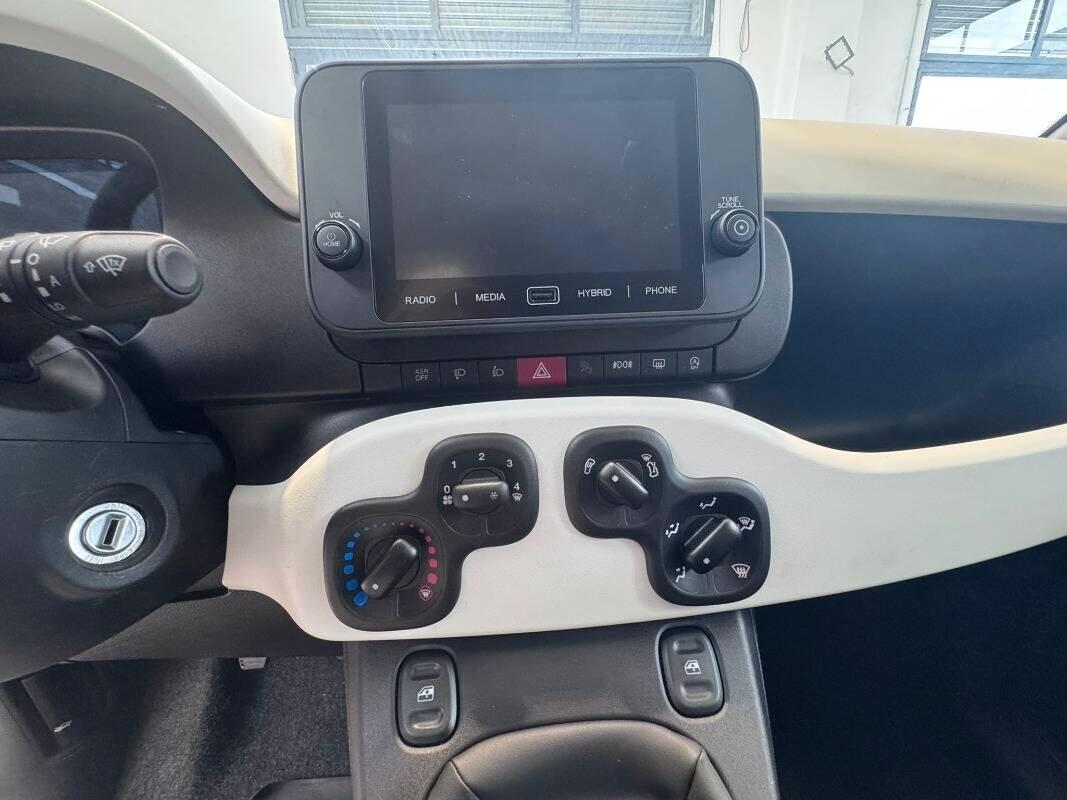 Fiat Panda 1.0 FireFly S&S Hybrid Pandina