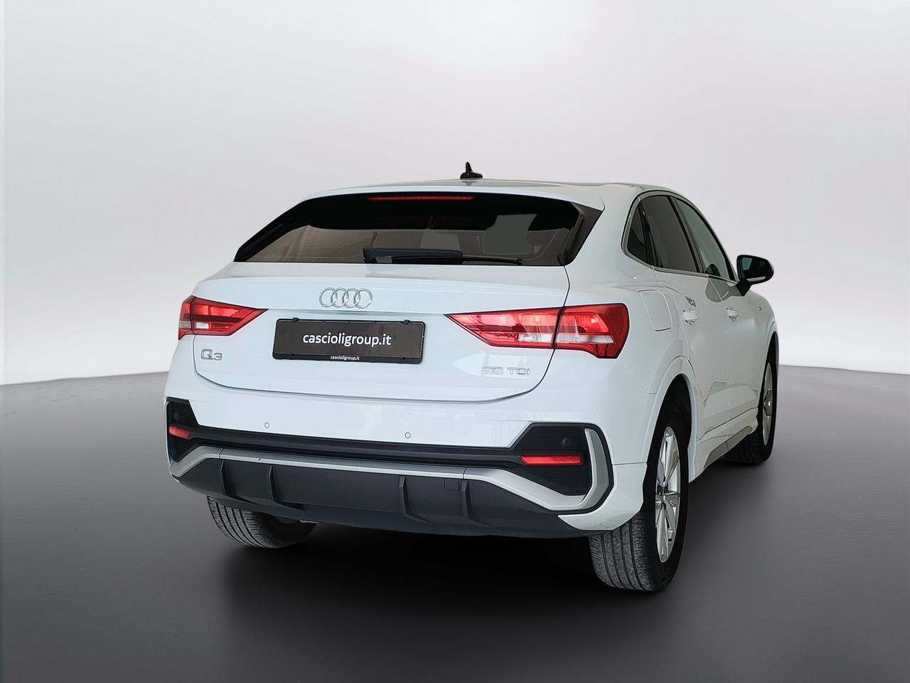 AUDI Q3 I 2019 Sportback - Q3 Sportback 35 2.0 tdi S line edition s-tronic