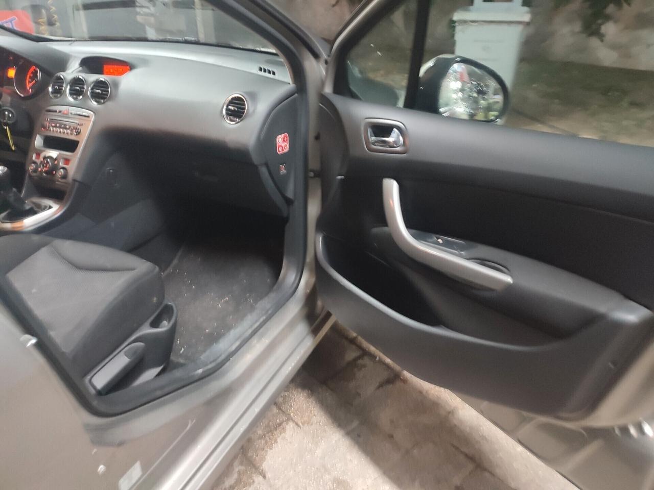 Peugeot 308 1.6 HDi 90CV SW Premium Mix