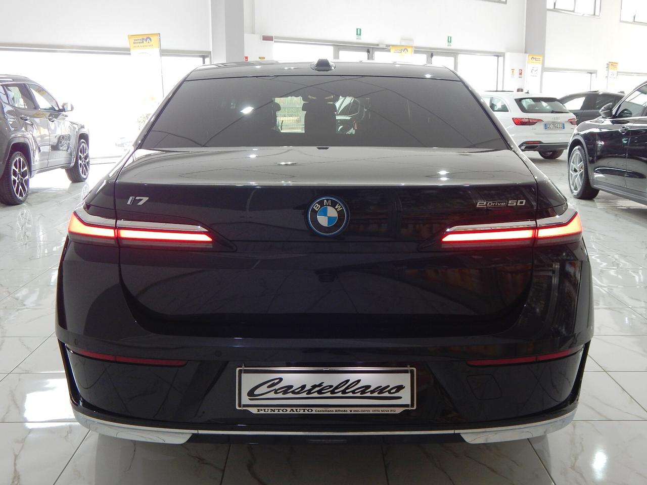 BMW i7 Edrive50
