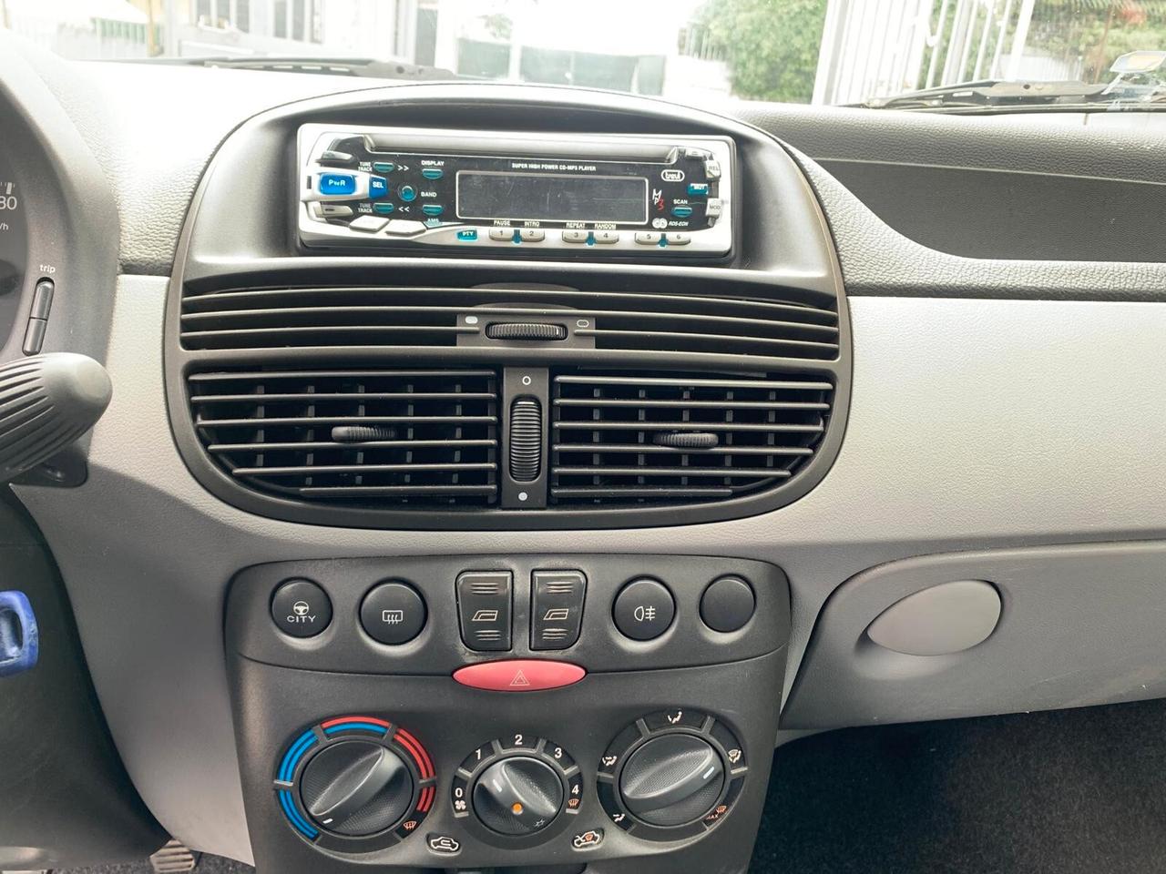 Fiat Punto 1.2 Gpl 3 porte