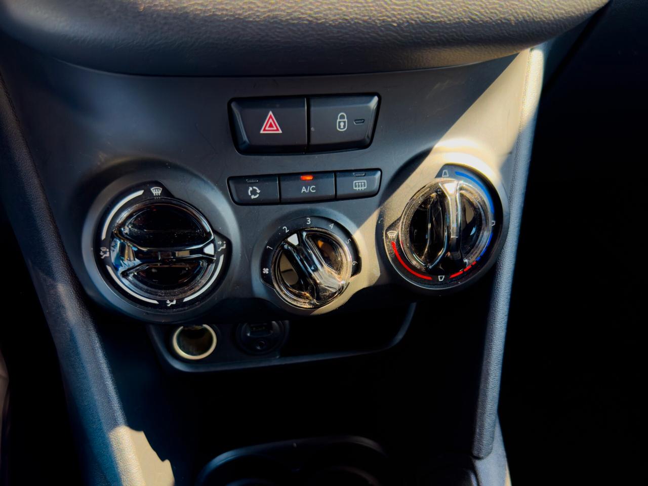 Peugeot 208 1.6 BlueHDi 75 CV Active - 2016