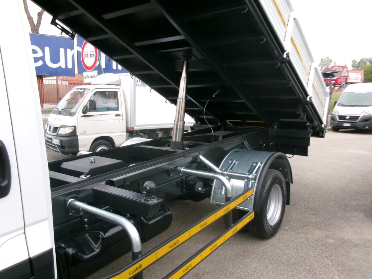 Iveco Daily 60C15 3000 150CV E5 RIBALTABILE TRILATERALE NUOVO PORTATA 27 QUINTALI