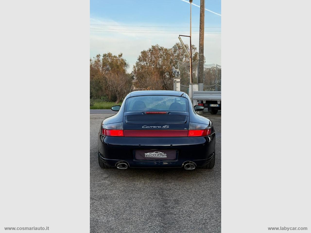 PORSCHE 911 Carrera 4S Coupé
