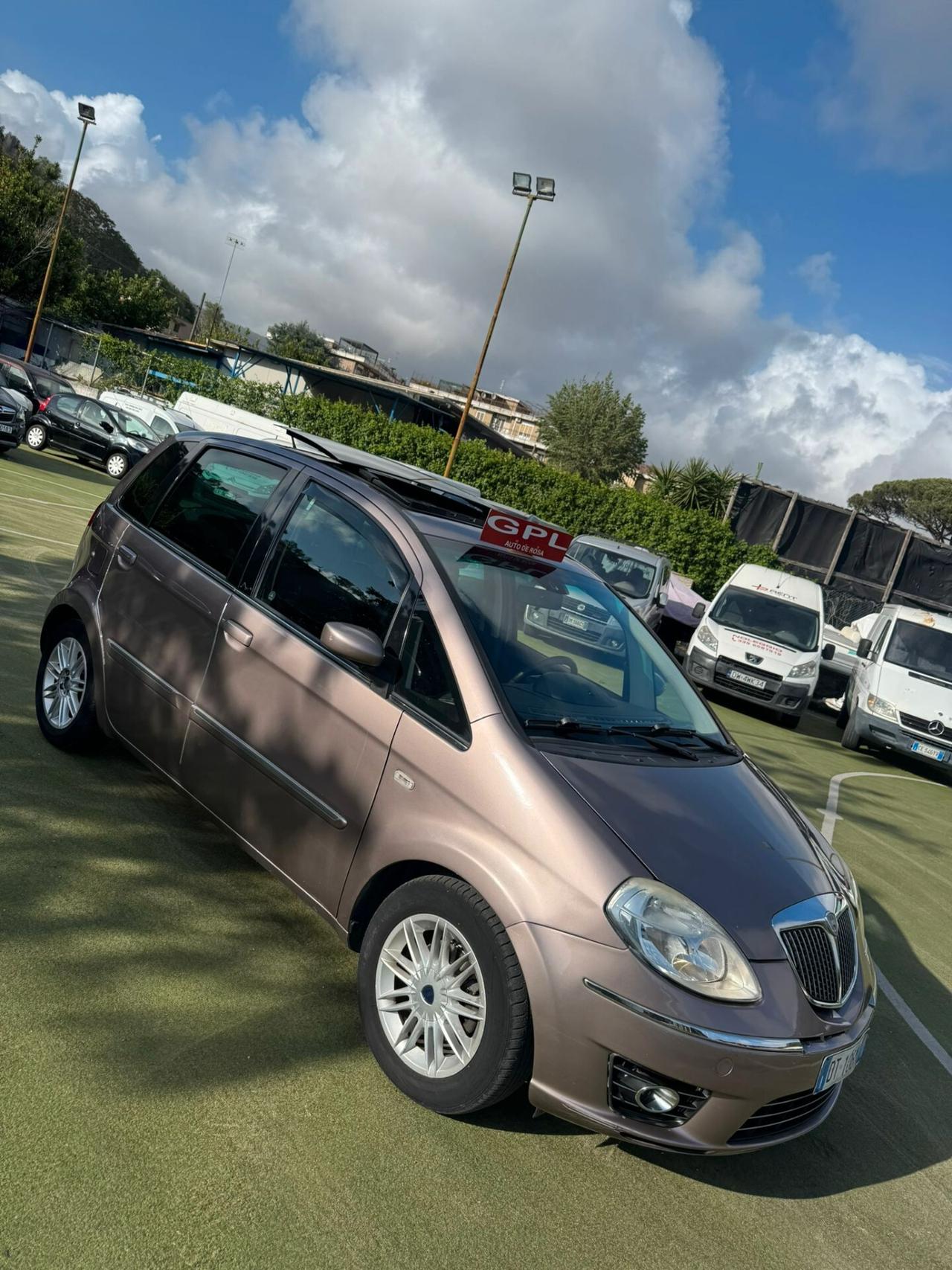 Lancia MUSA 1.4 Argento Ecochic GPL